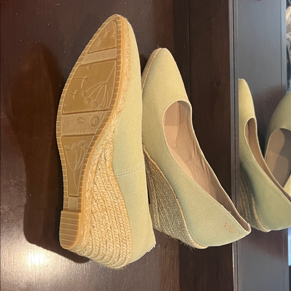 Viscata Barcelona Women's Sand Wedges size 40 - Picture 3 of 4
